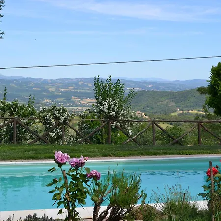 Farm stay La Fattoria Monte Santa Maria Tiberina